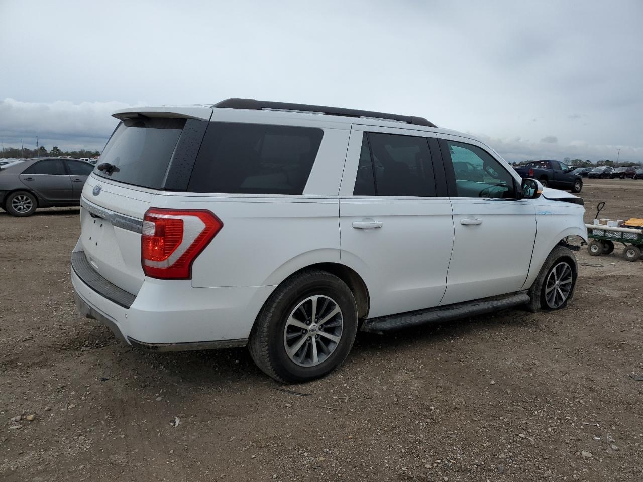 2018 FORD EXPEDITION - Фото 3