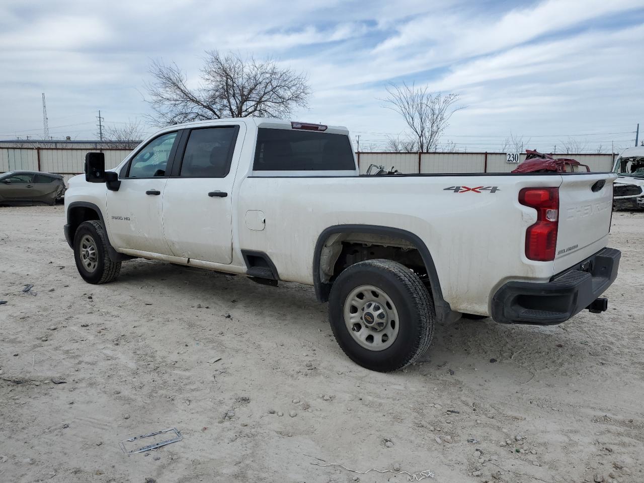 2024 CHEVROLET SILVERADO - Фото 2