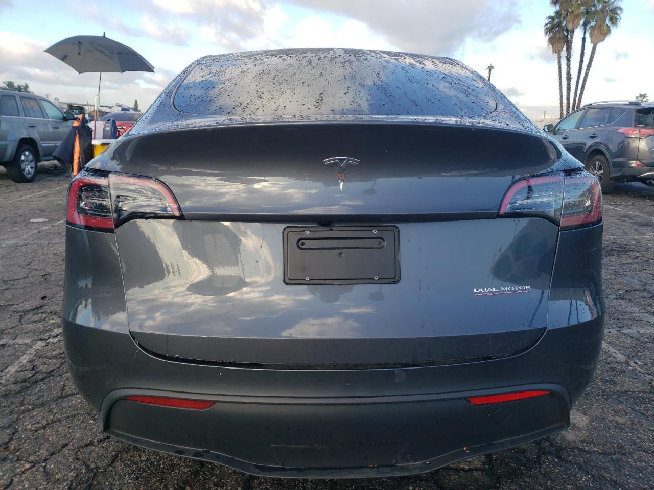2023 TESLA MODEL Y - Image 6