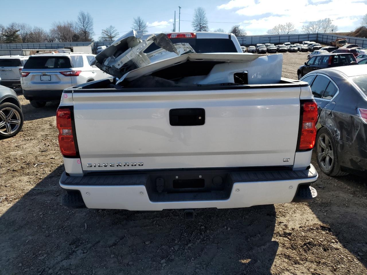 2018 CHEVROLET SILVERADO - Фото 6