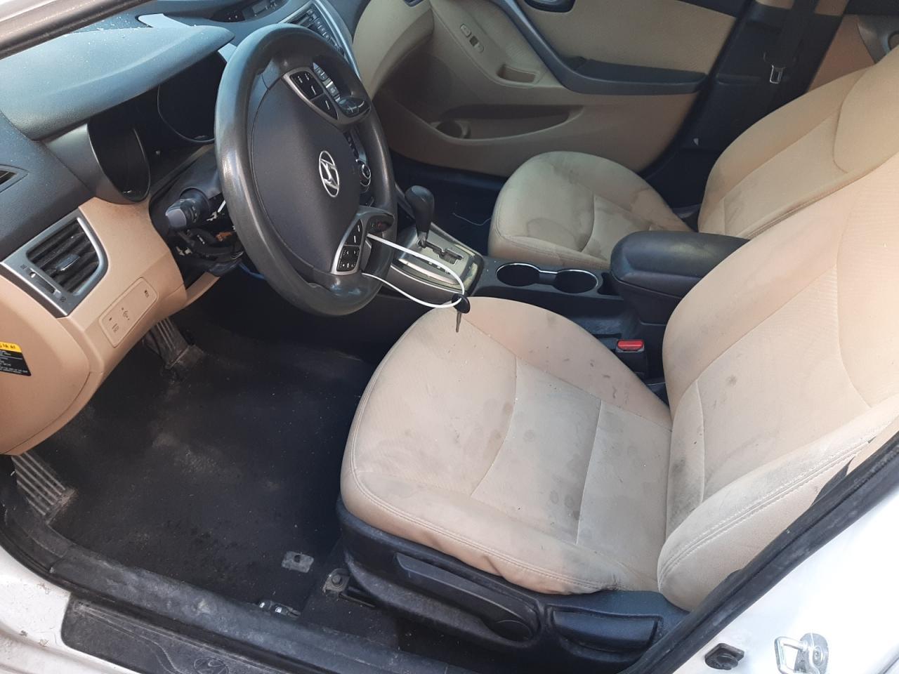 2013 HYUNDAI ELANTRA GL - Image 7