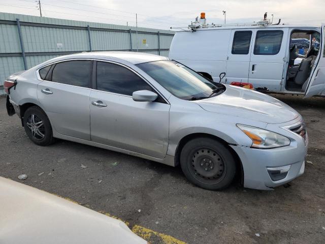 2015 Nissan Altima 2.5 - Фото 4