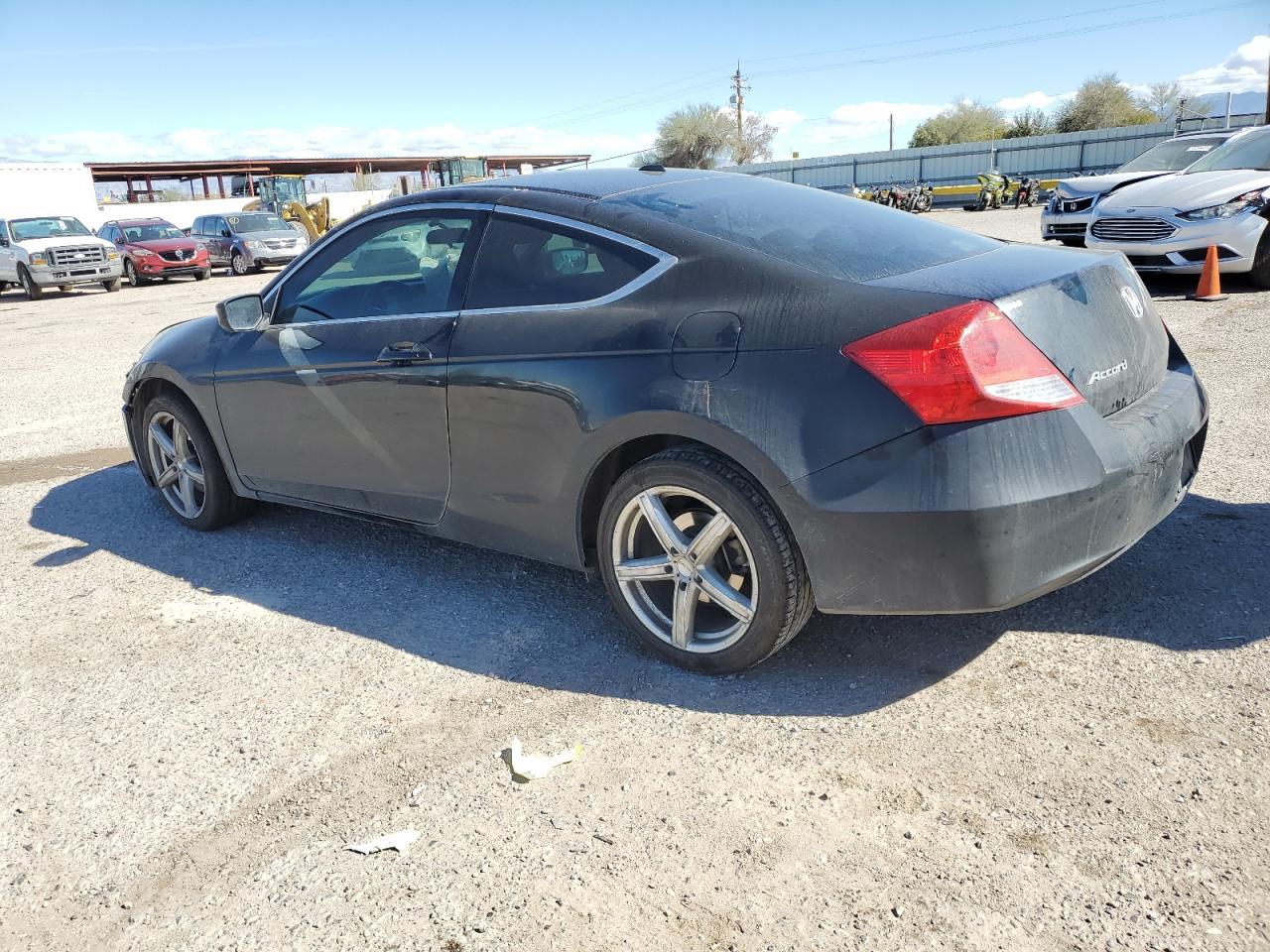 2012 HONDA ACCORD EXL - Image 2