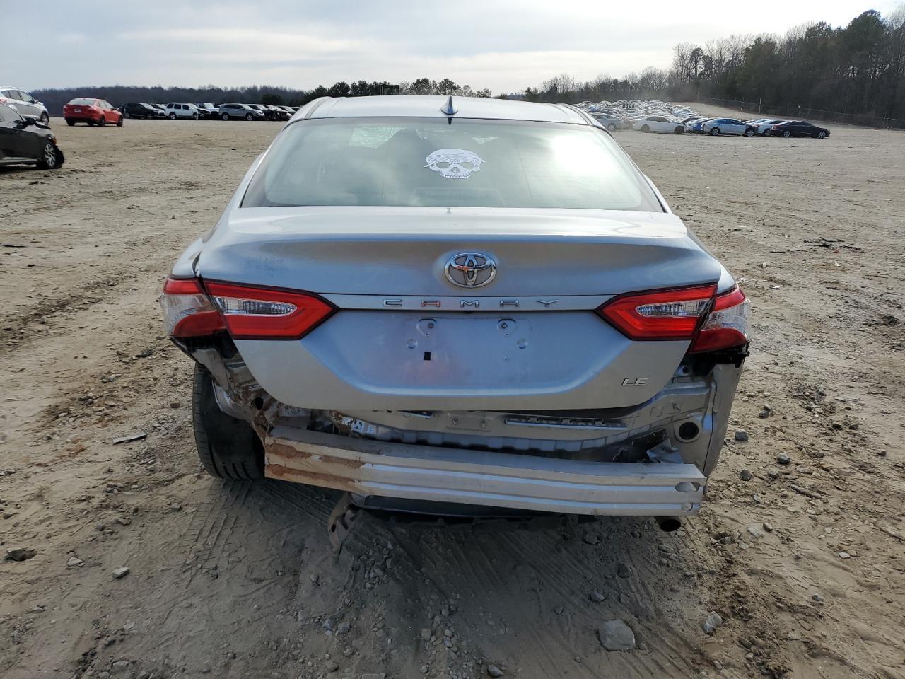 2020 TOYOTA CAMRY LE - Фото 6