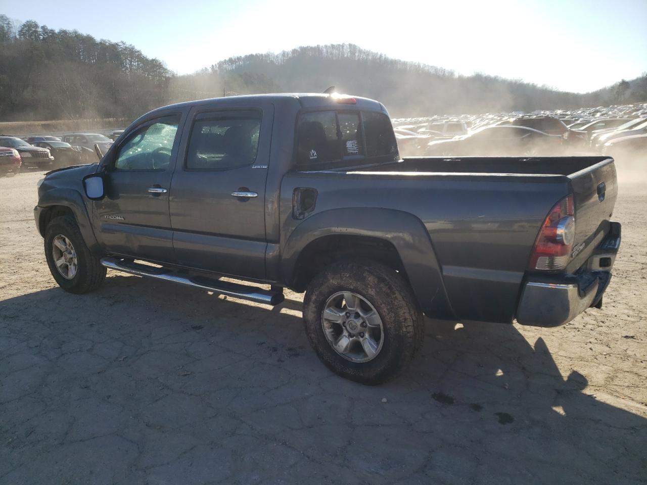 2014 TOYOTA TACOMA DOU - Фото 2