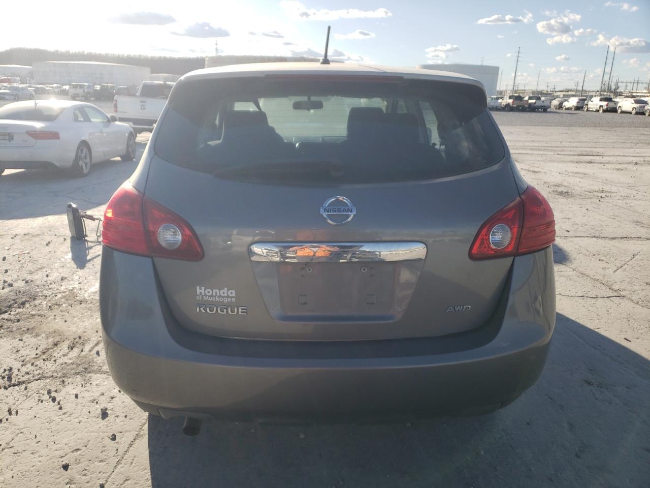 2013 NISSAN ROGUE S - Фото 6