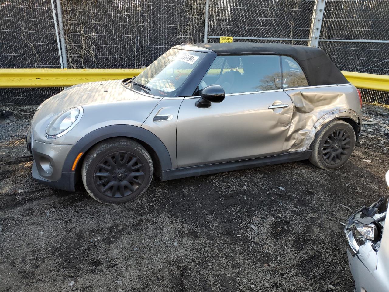 2017 MINI COOPER car image