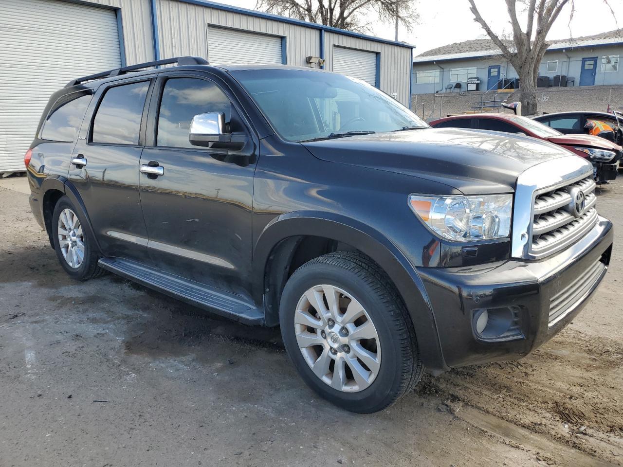 2013 TOYOTA SEQUOIA PL - Image 4