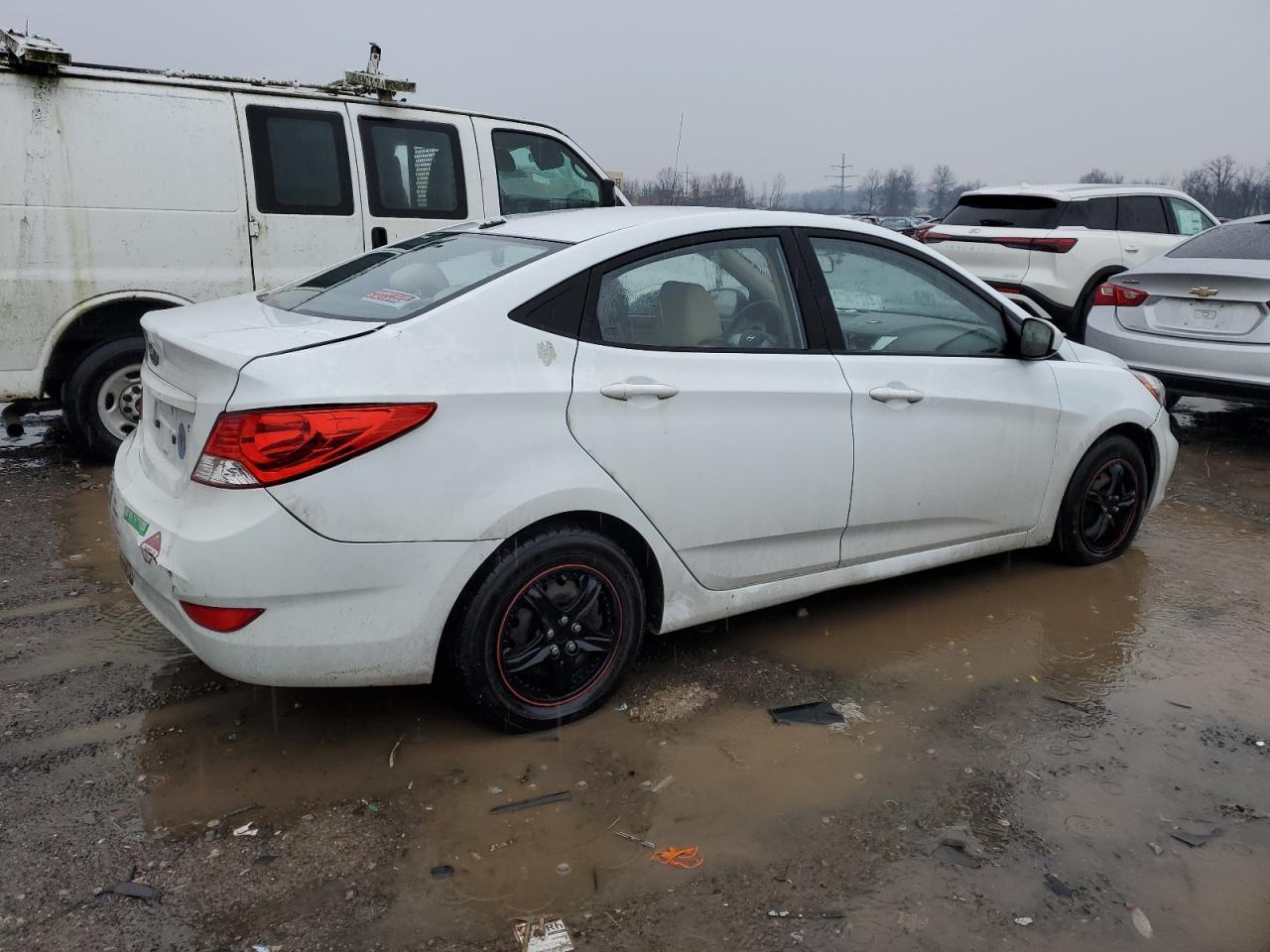2014 HYUNDAI ACCENT GLS - Фото 3