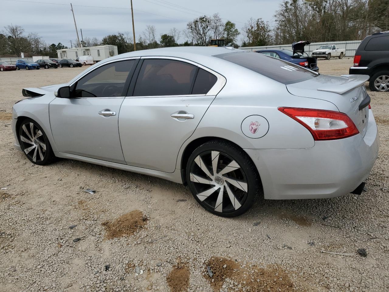 2011 NISSAN MAXIMA S - Фото 2