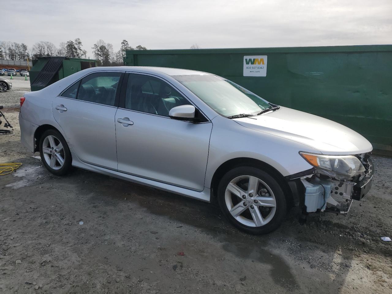 2013 TOYOTA CAMRY L - Фото 4