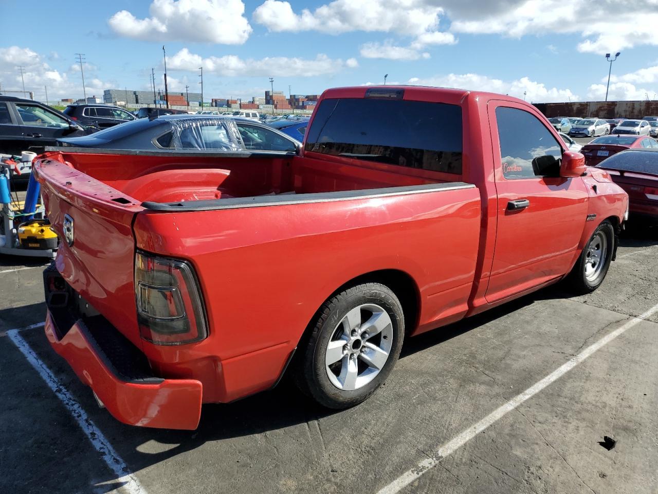 2014 RAM 1500 ST - Фото 3