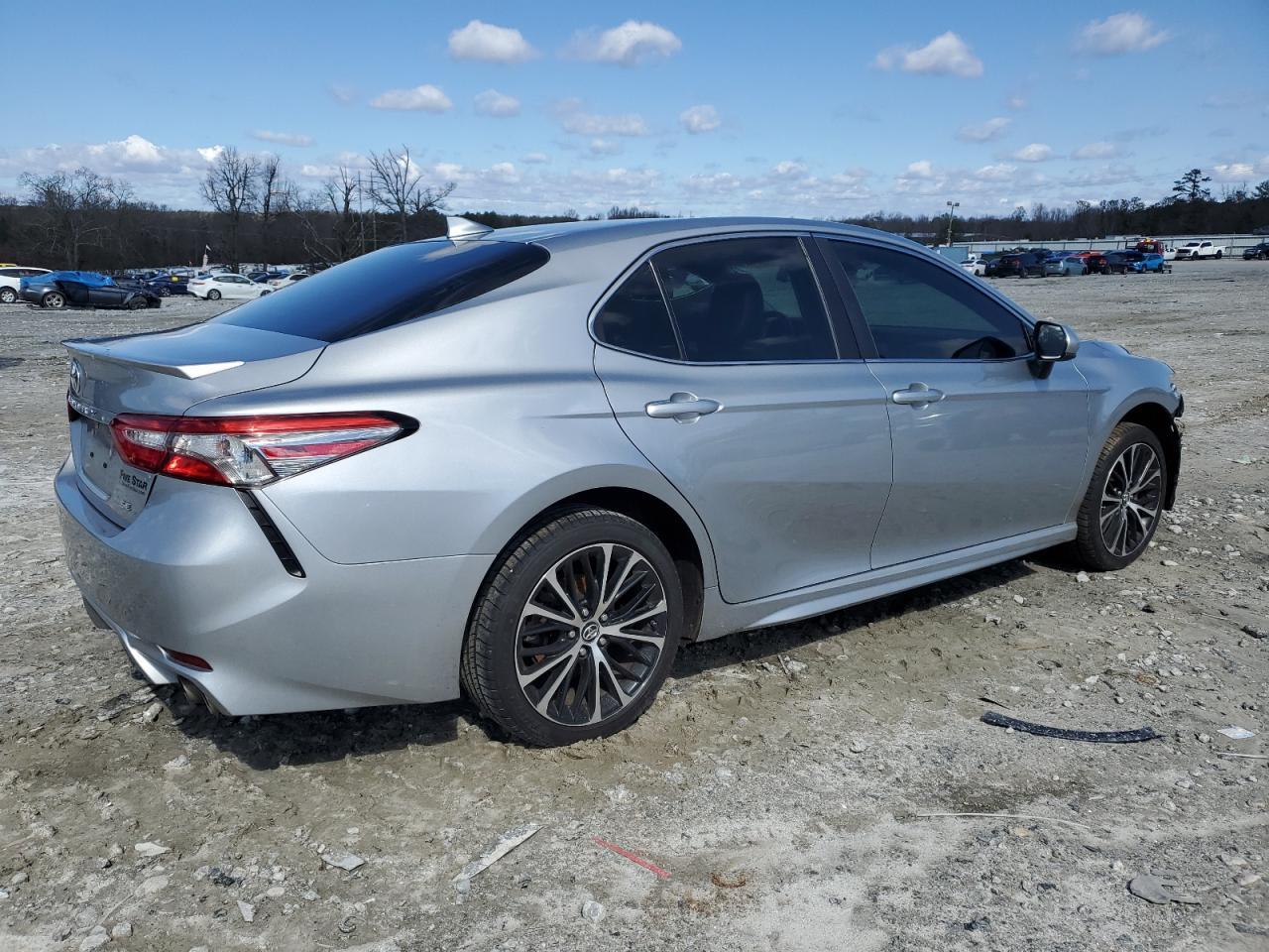 2019 TOYOTA CAMRY L - Image 3