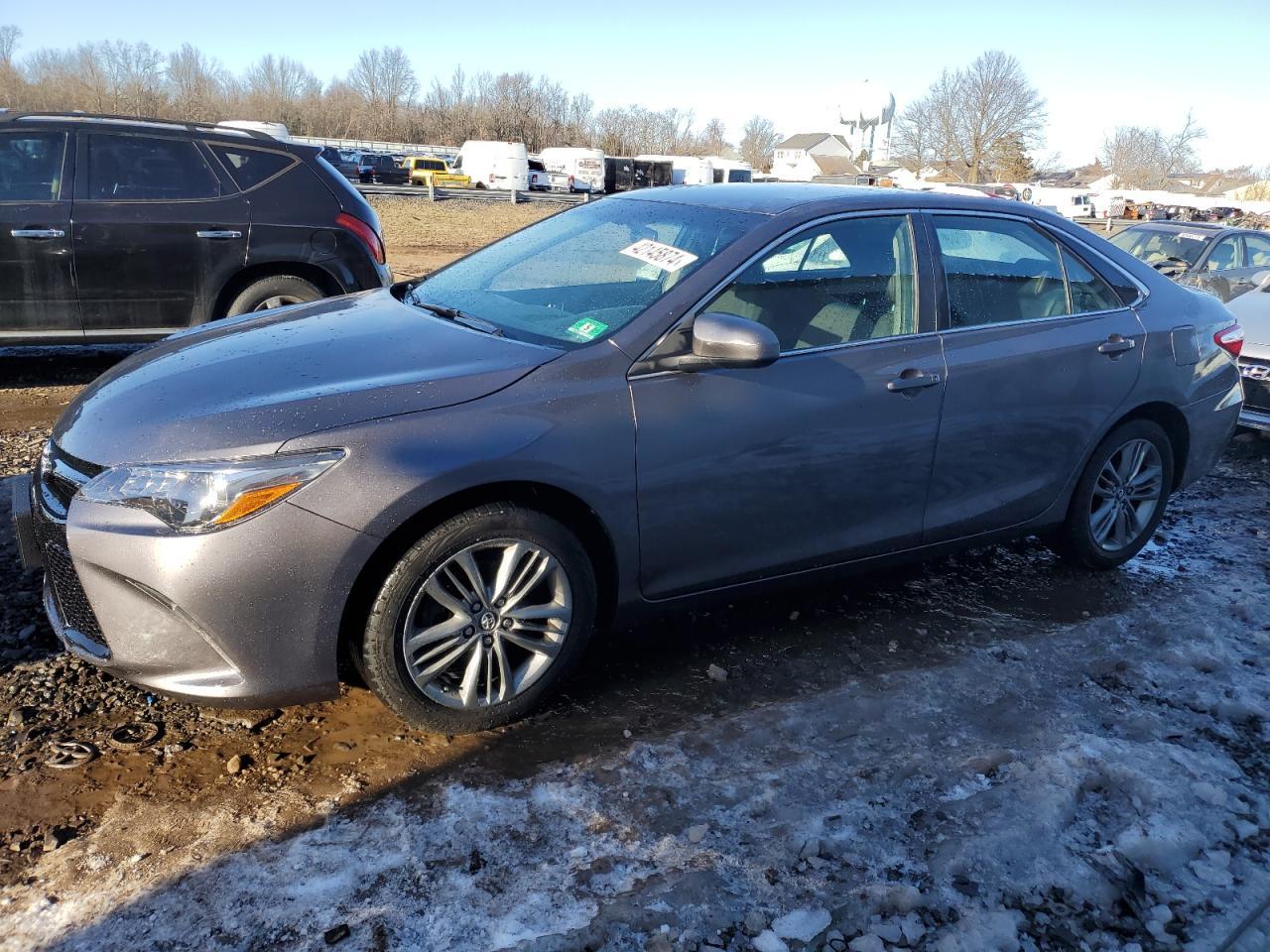 2016 TOYOTA CAMRY LE