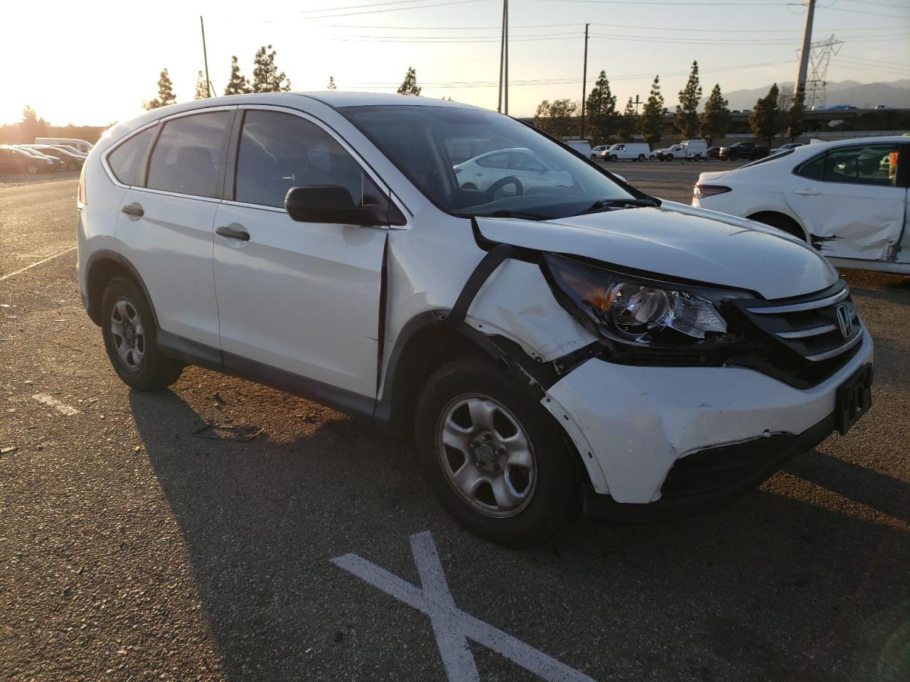 2014 HONDA CR-V LX - Image 4
