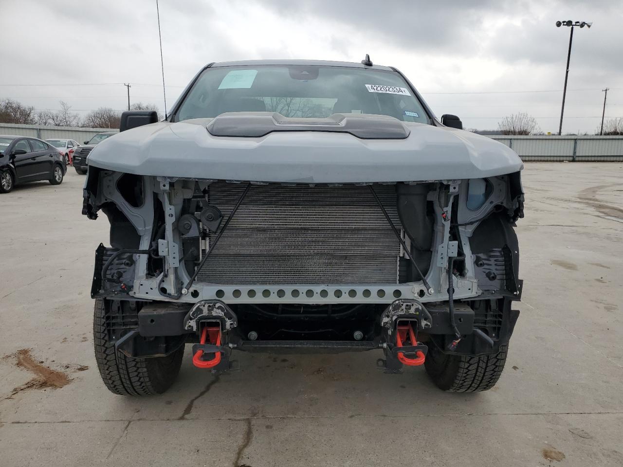 2024 CHEVROLET SILVERADO - Image 5