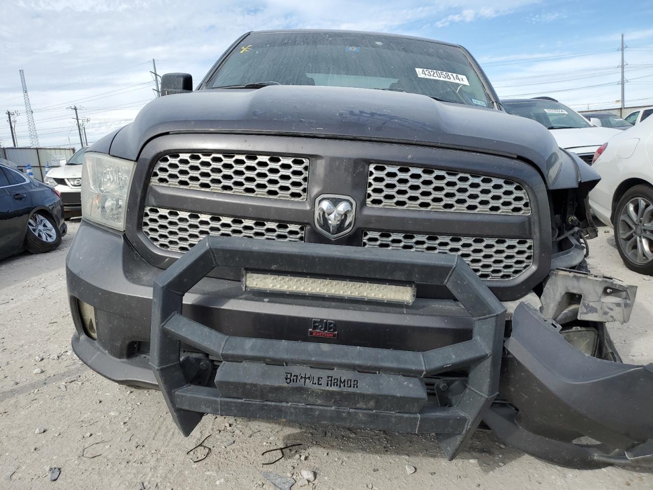 2014 RAM 1500 ST - Фото 5