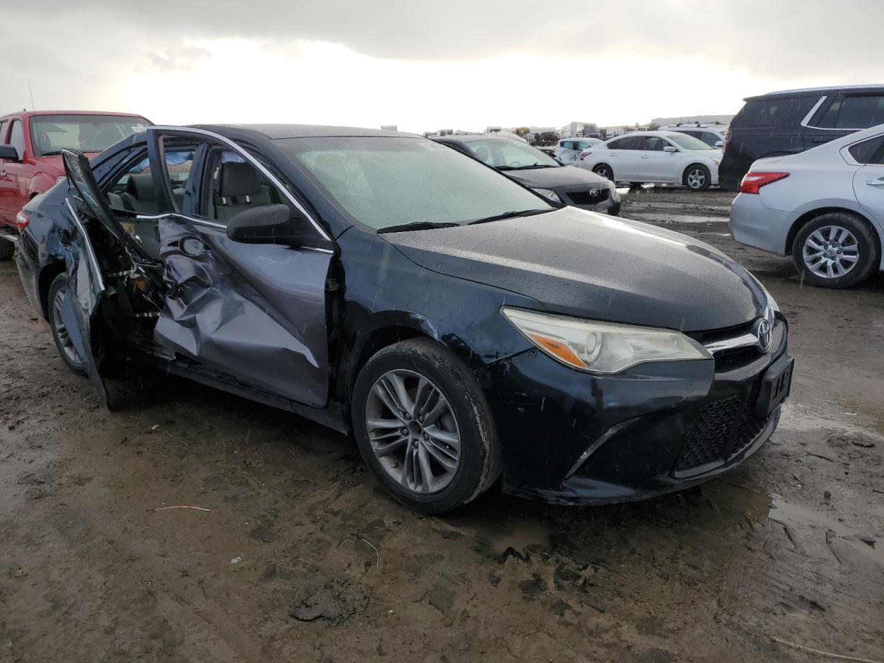 2015 TOYOTA CAMRY LE - Image 4