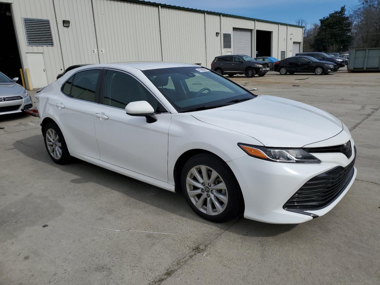 2018 TOYOTA CAMRY L - Фото 4
