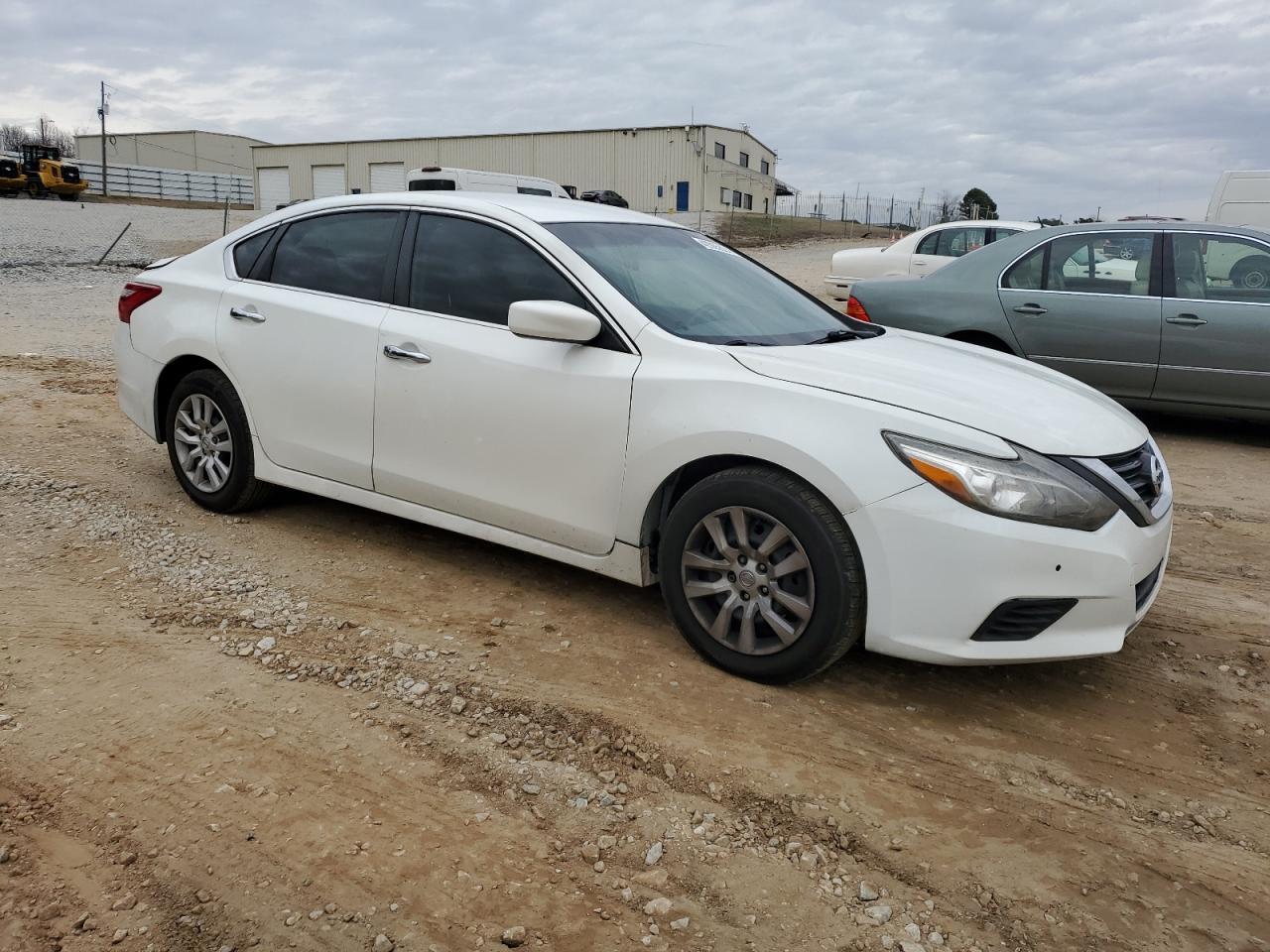 2017 NISSAN ALTIMA 2.5 - Фото 4