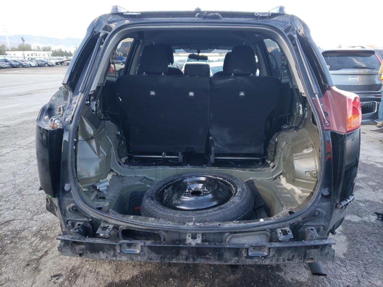 2014 TOYOTA RAV4 LE - Image 6