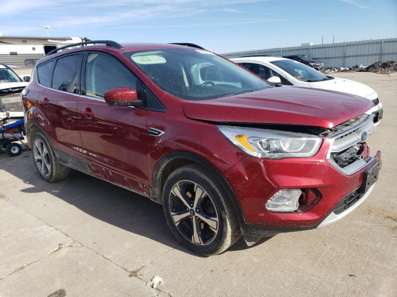 2017 FORD ESCAPE SE - Фото 4