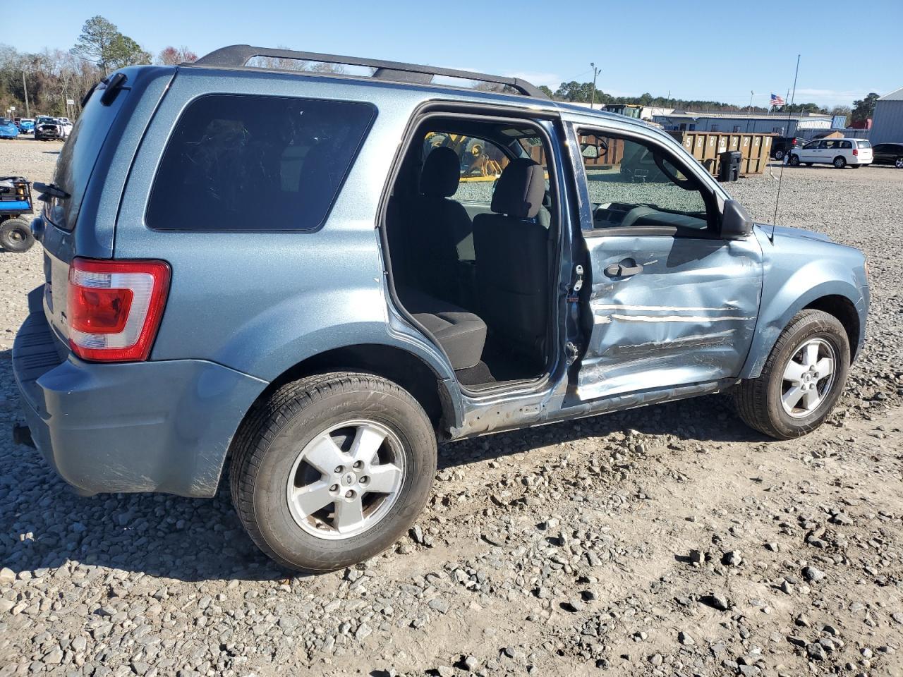 2012 FORD ESCAPE XLT - Image 3