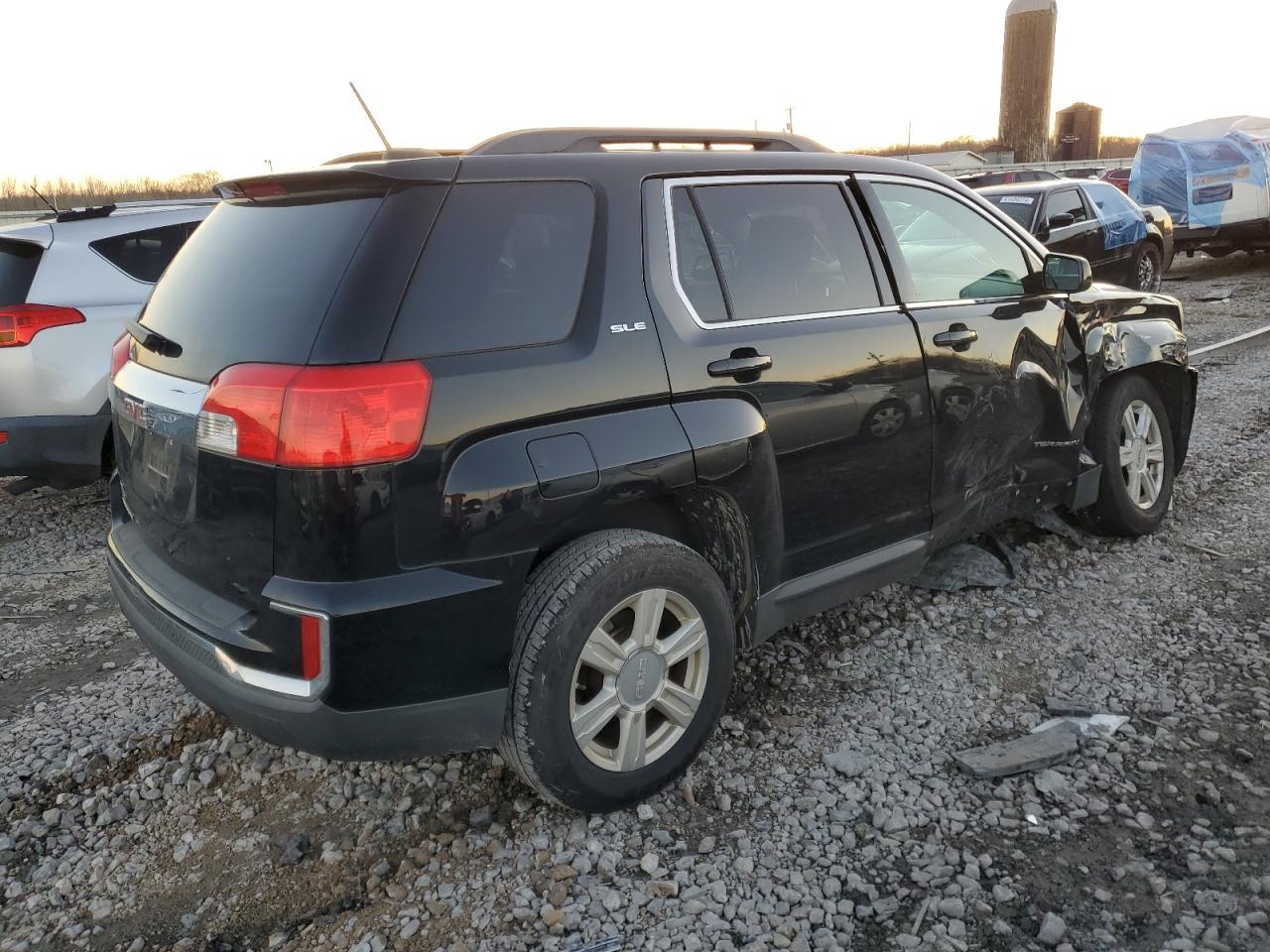 2016 GMC TERRAIN SL - Image 3