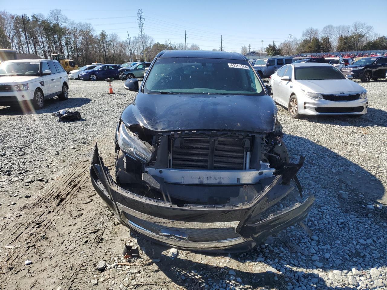 2017 INFINITI QX60 - Image 5