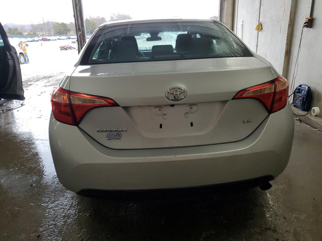 2018 TOYOTA COROLLA L - Фото 6