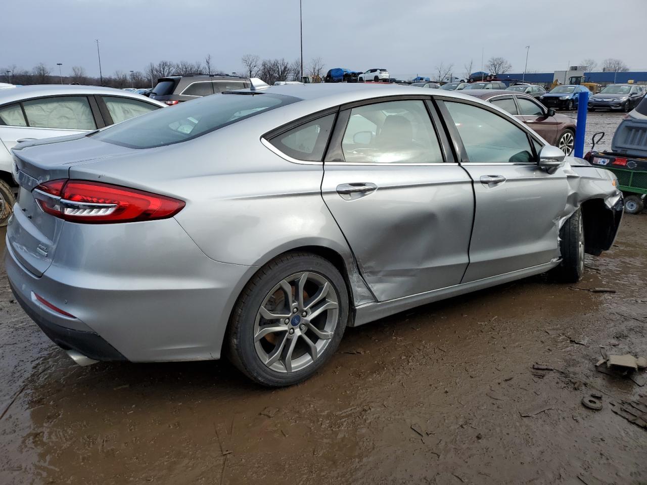 2020 FORD FUSION SEL - Фото 3