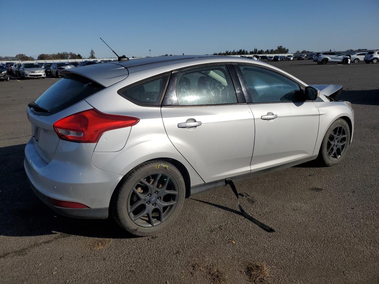 2016 FORD FOCUS SE - Фото 3
