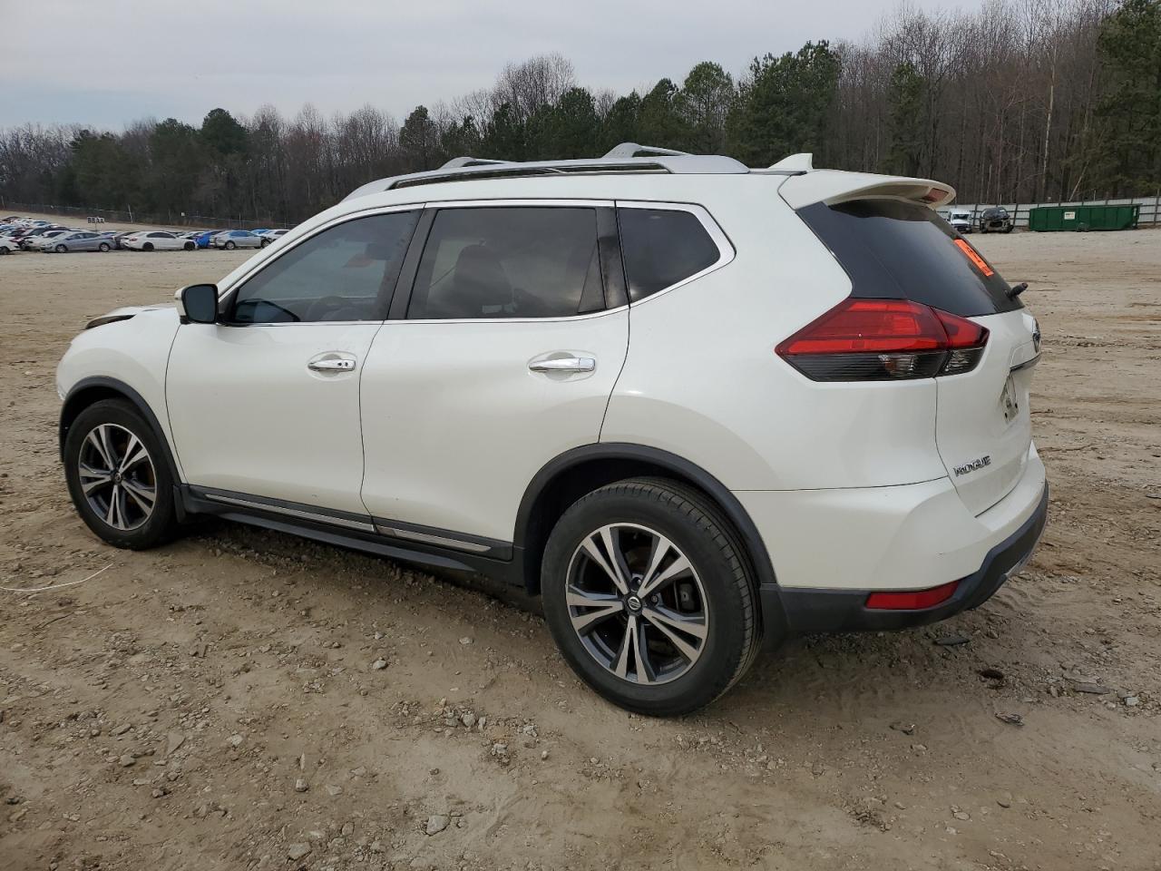 2017 NISSAN ROGUE S - Фото 2