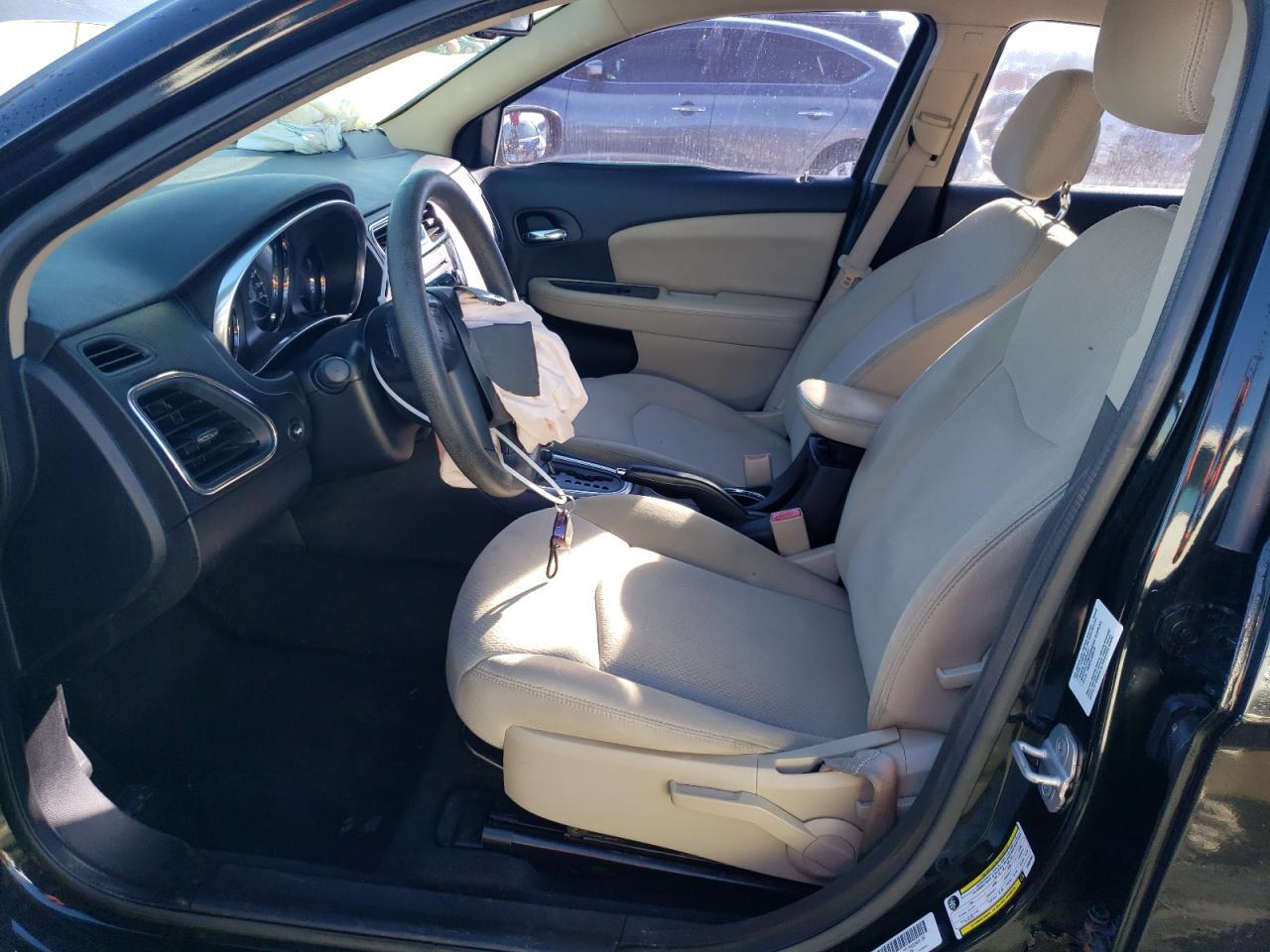 2012 CHRYSLER 200 LX - Image 7