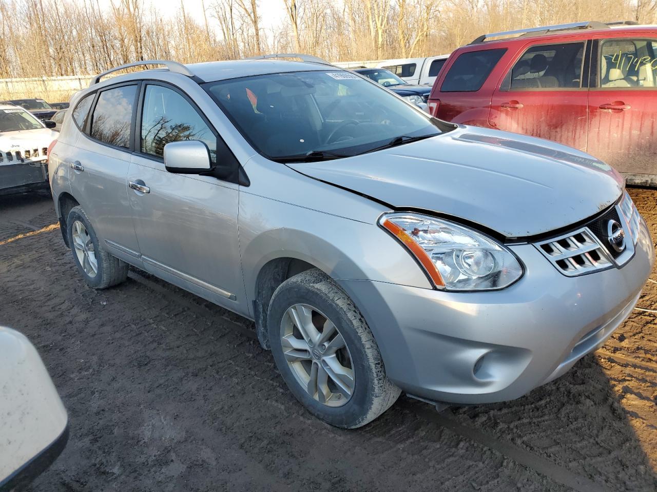 2013 NISSAN ROGUE S - Image 4
