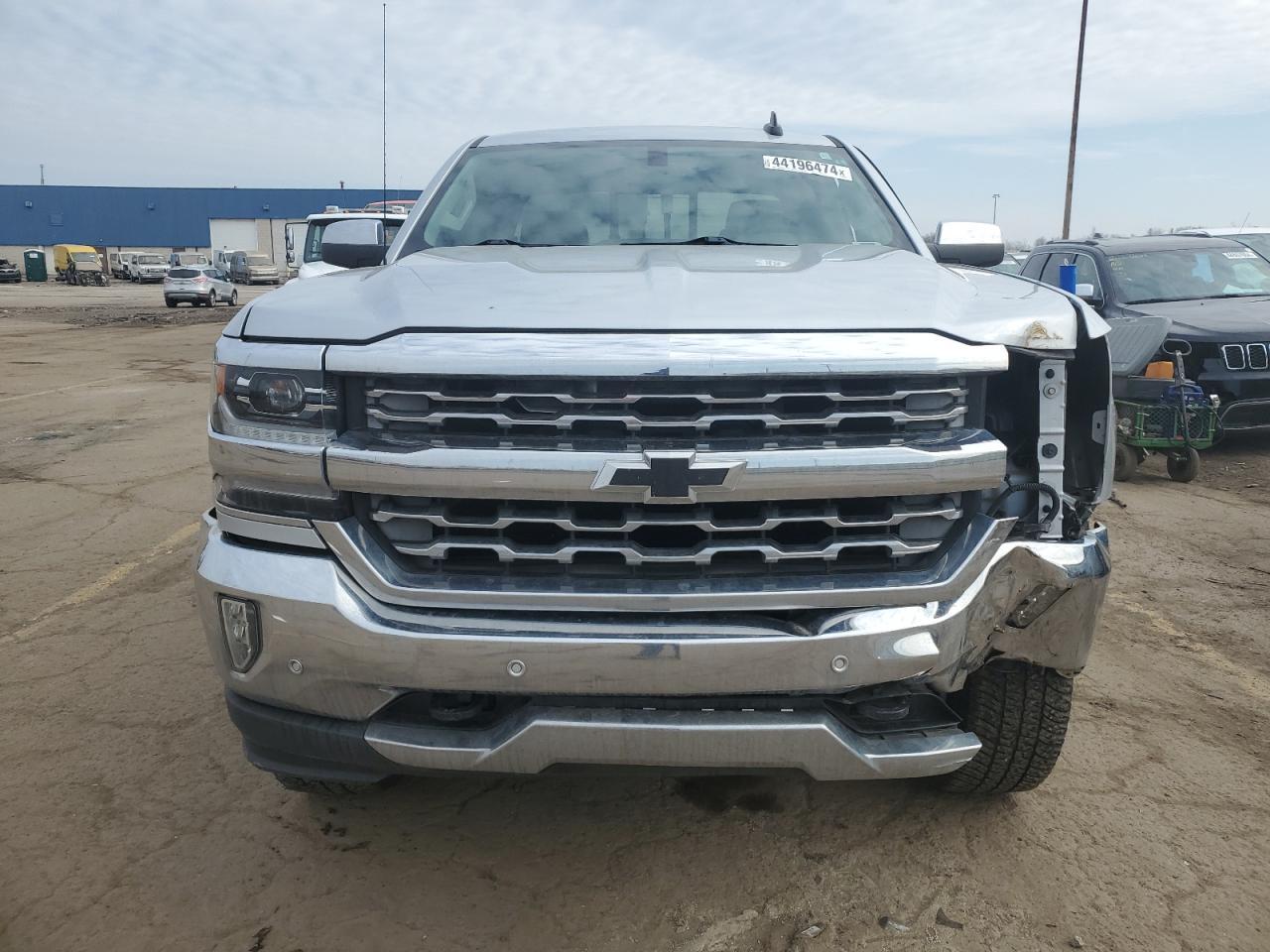 2016 CHEVROLET SILVERADO - Фото 5