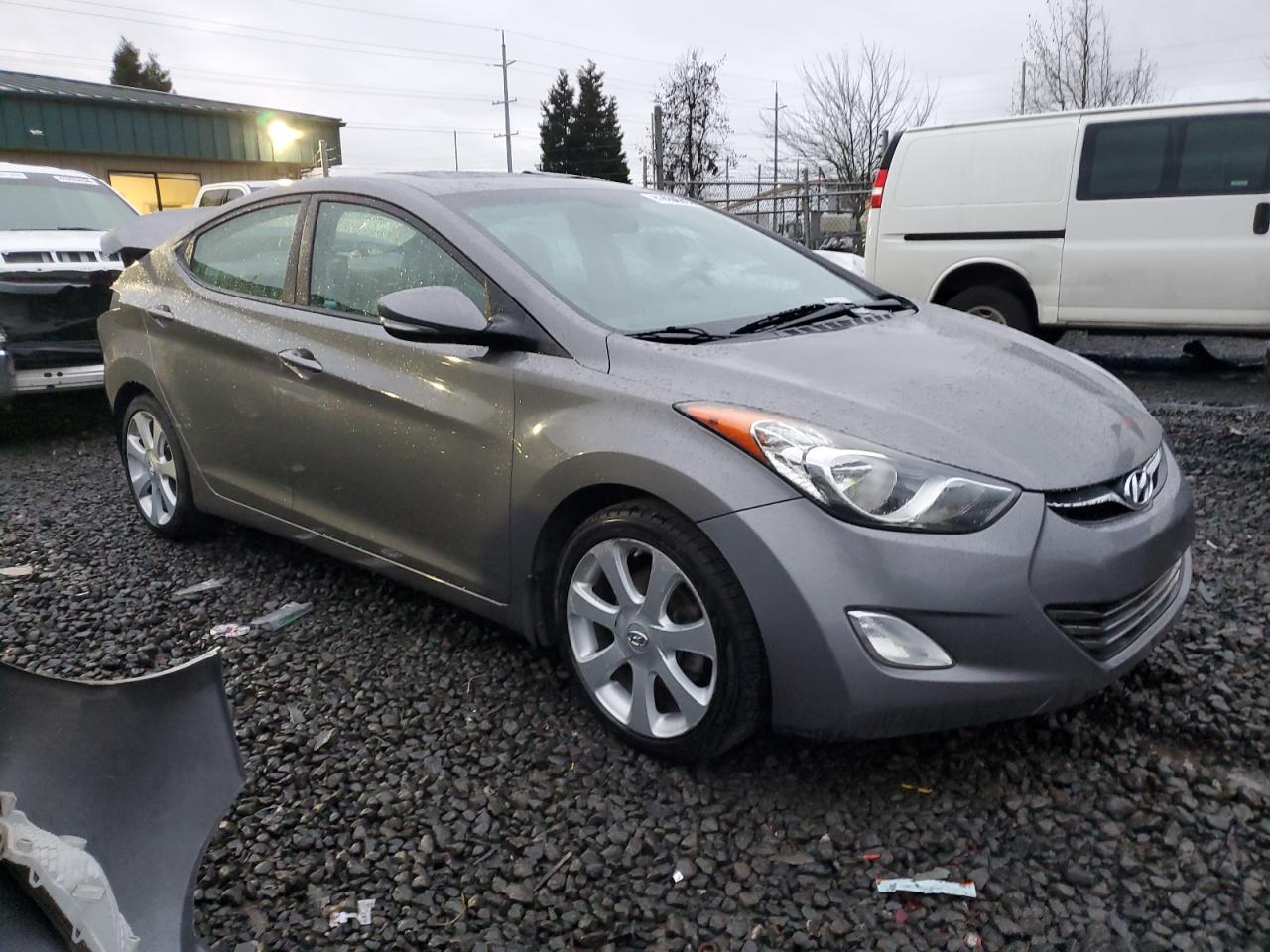 2013 HYUNDAI ELANTRA GL - Image 4