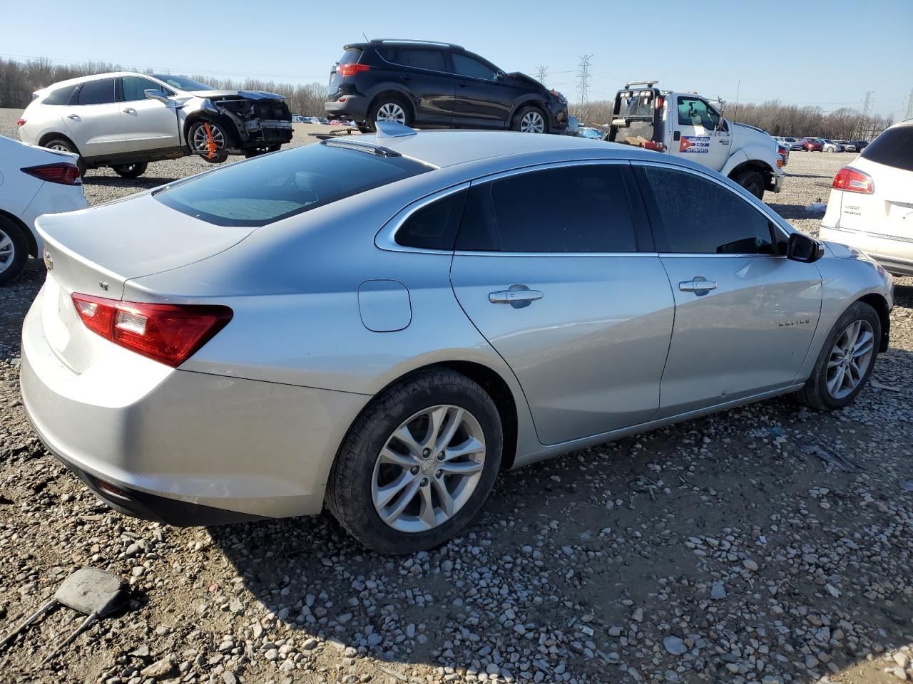 2017 CHEVROLET MALIBU LT - Фото 3