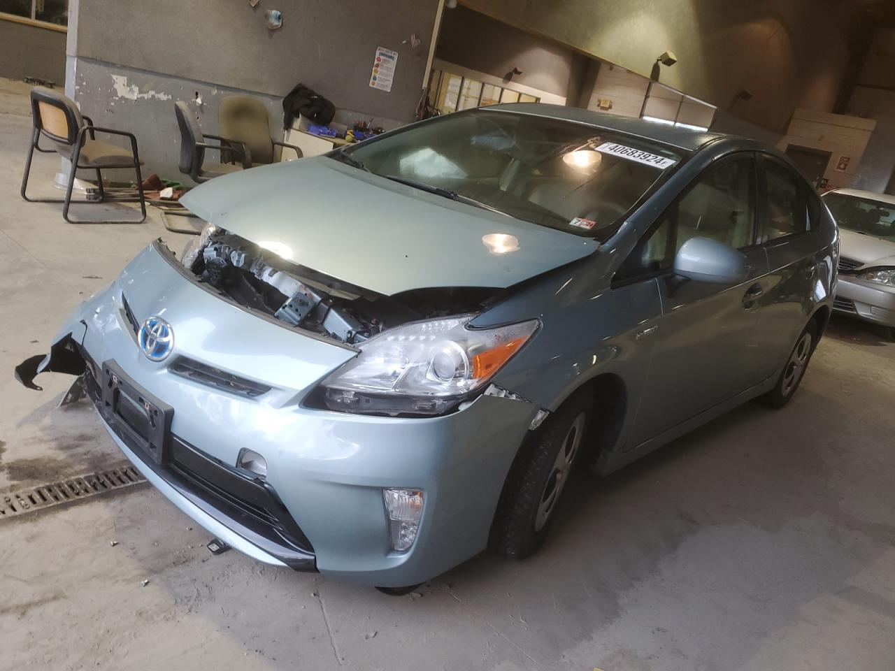 2015 TOYOTA PRIUS