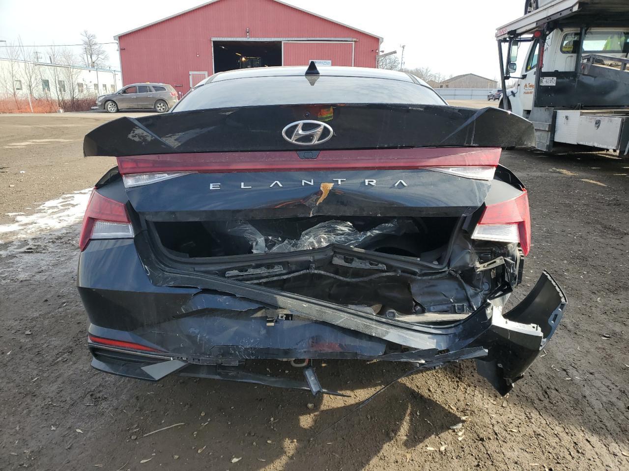 2023 HYUNDAI ELANTRA SE - Фото 6