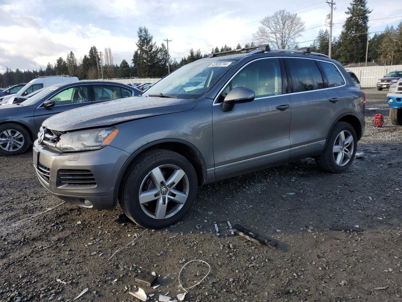 2014 VOLKSWAGEN TOUAREG V6