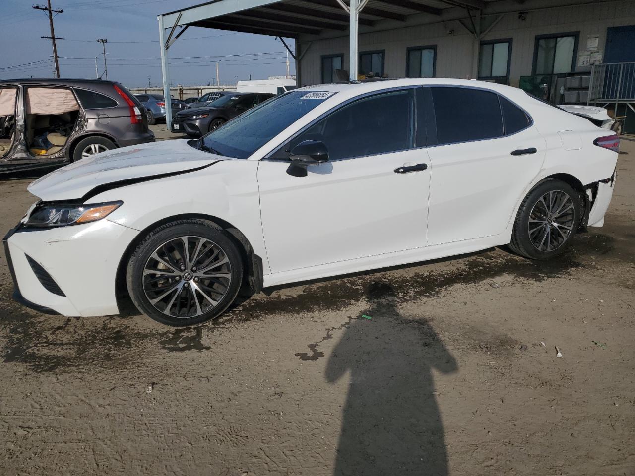 2020 TOYOTA CAMRY SE