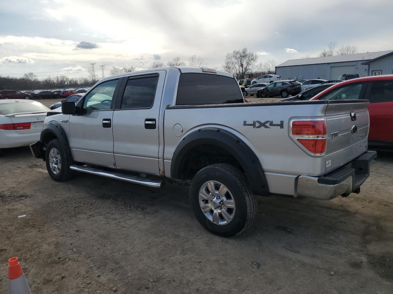 2010 FORD F150 SUPER - Фото 2