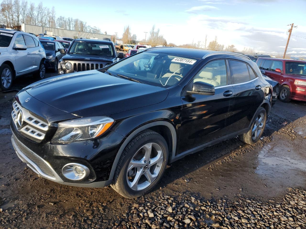 2019 MERCEDES-BENZ GLA 250 car image