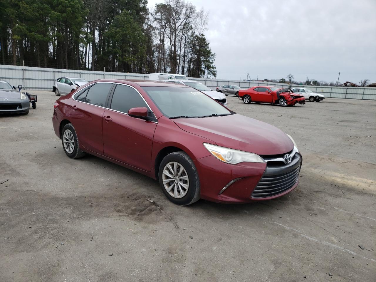2016 TOYOTA CAMRY LE - Image 4