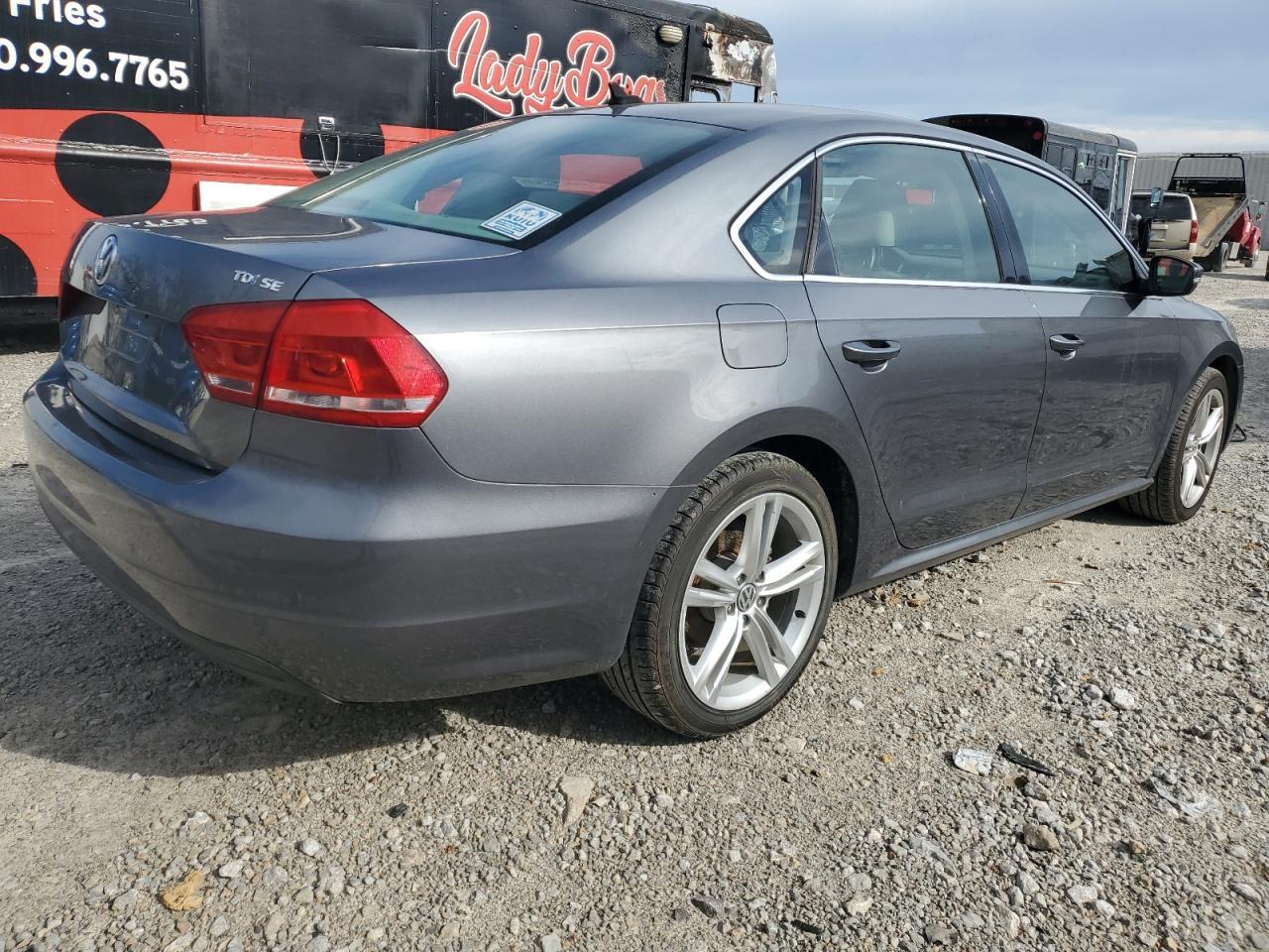 2014 VOLKSWAGEN PASSAT SE - Фото 3