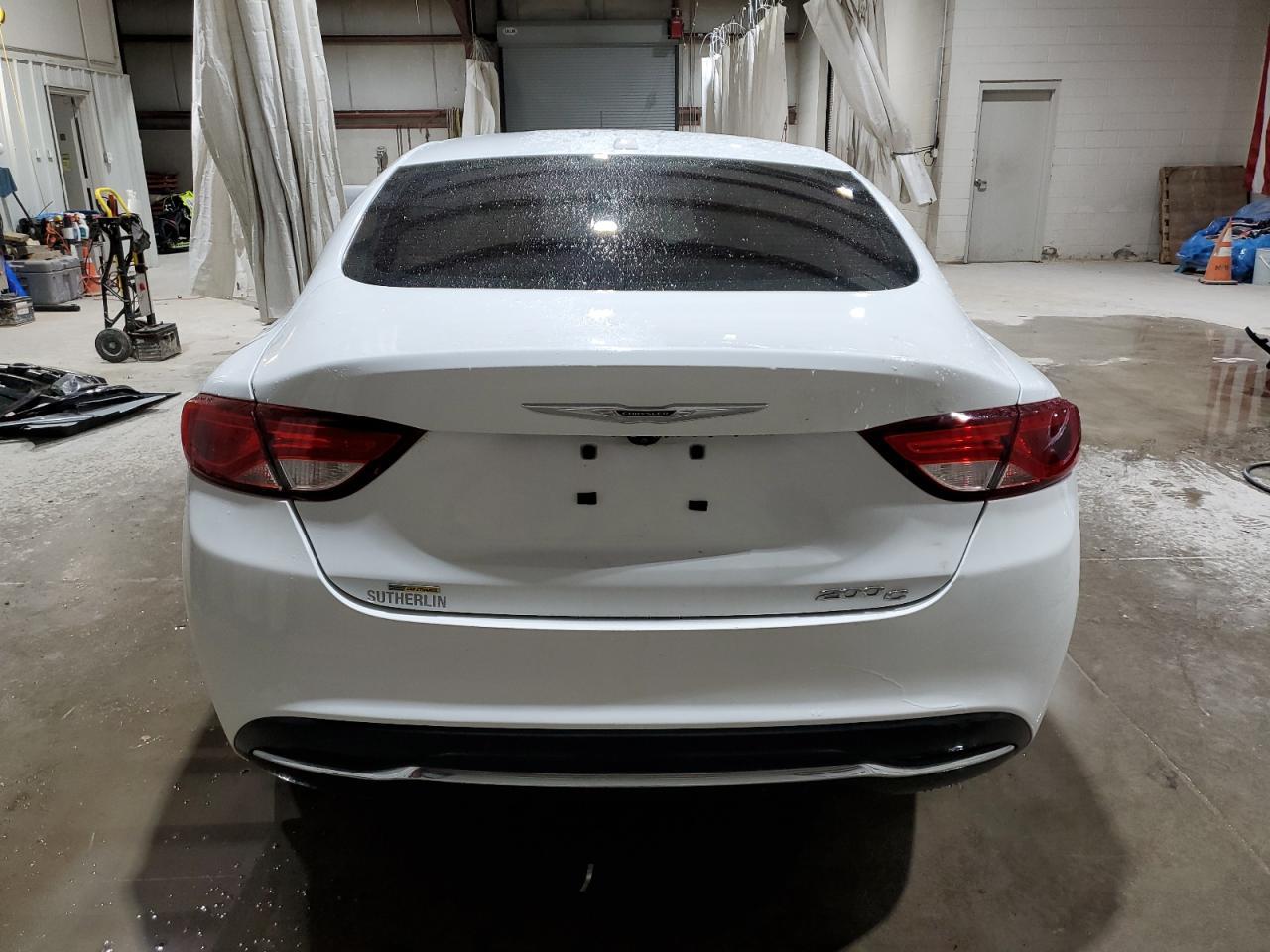 2015 CHRYSLER 200 C - Фото 6
