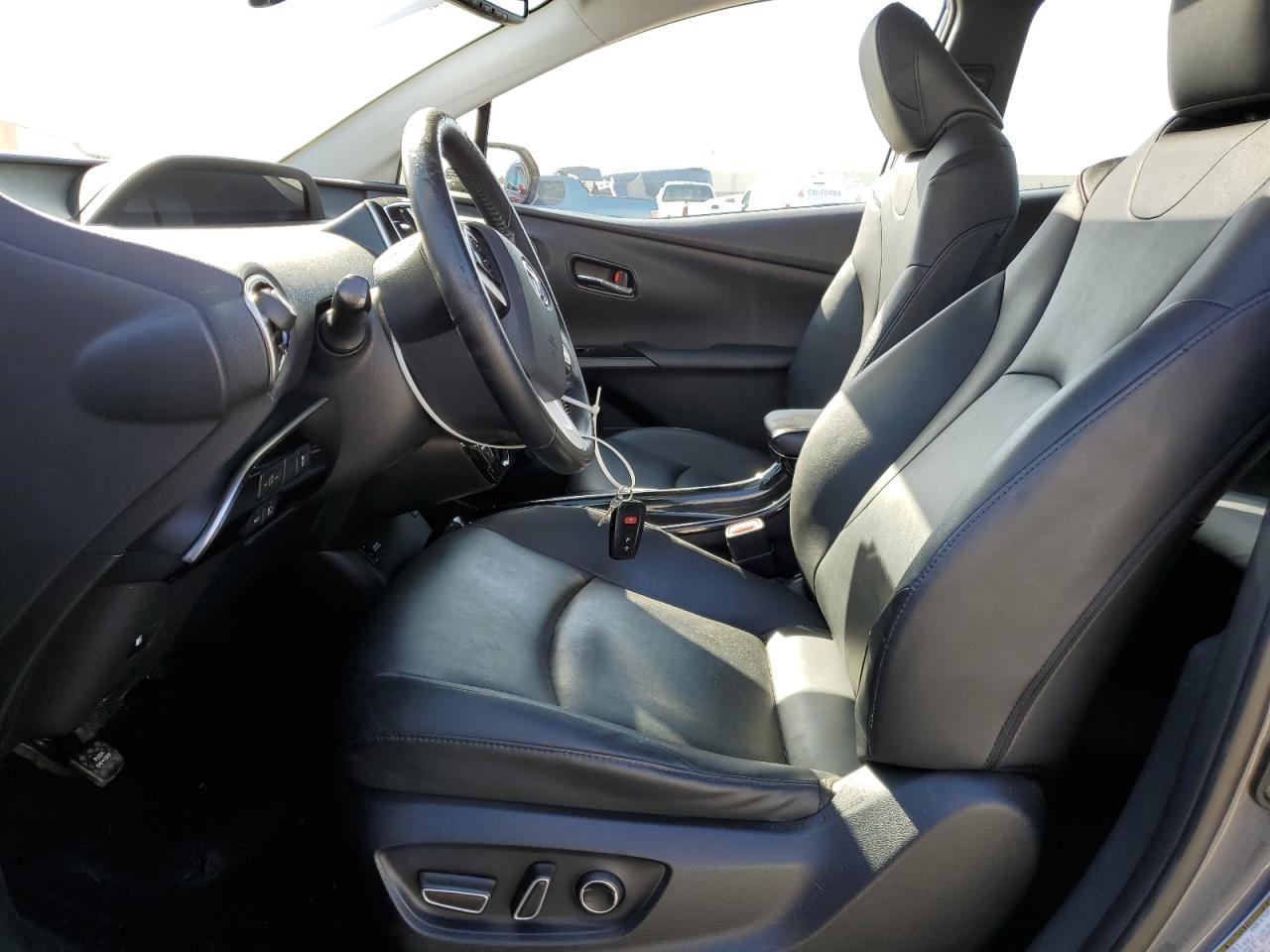 2016 TOYOTA PRIUS - Image 7