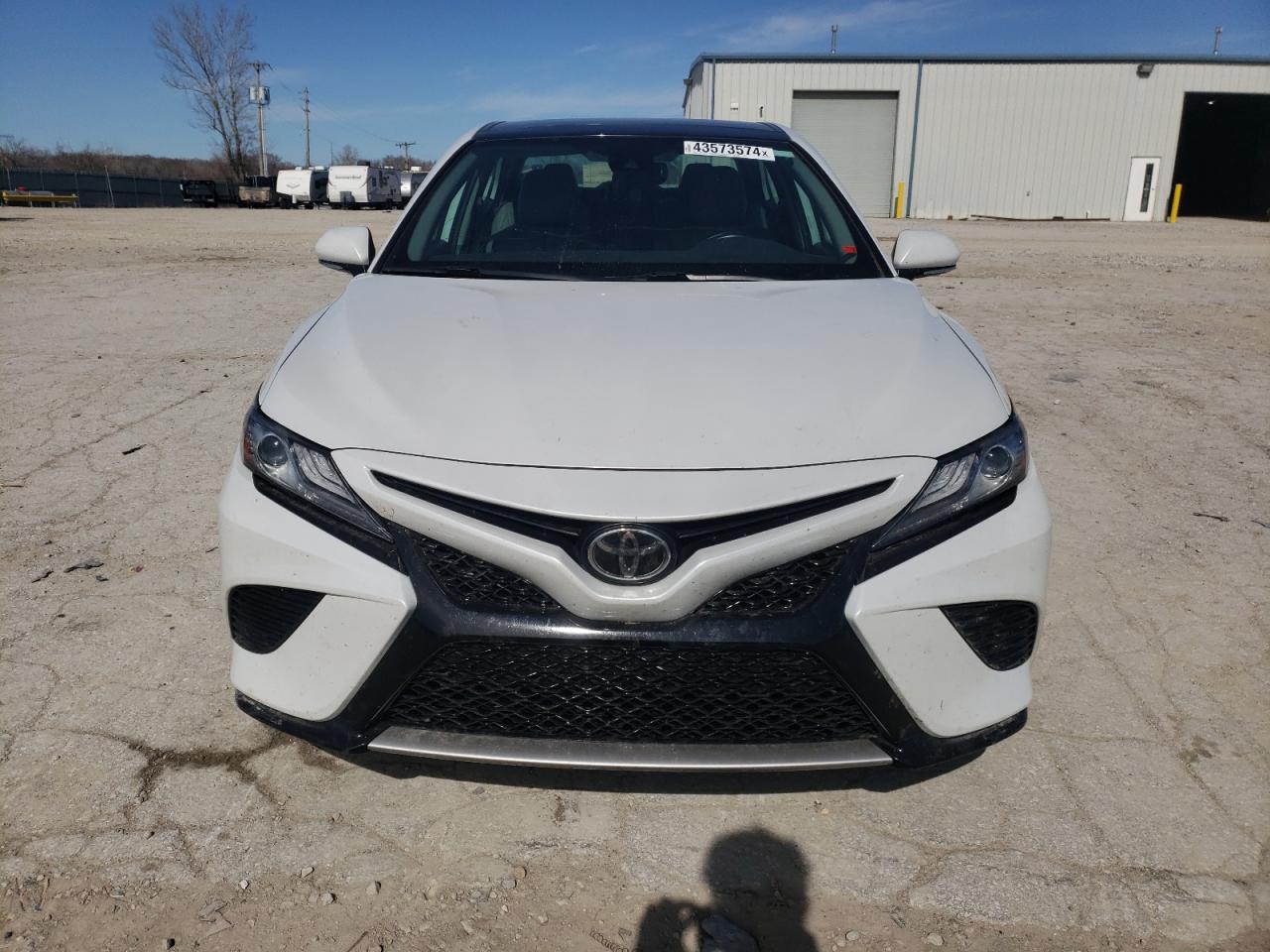 2019 TOYOTA CAMRY XSE - Image 5