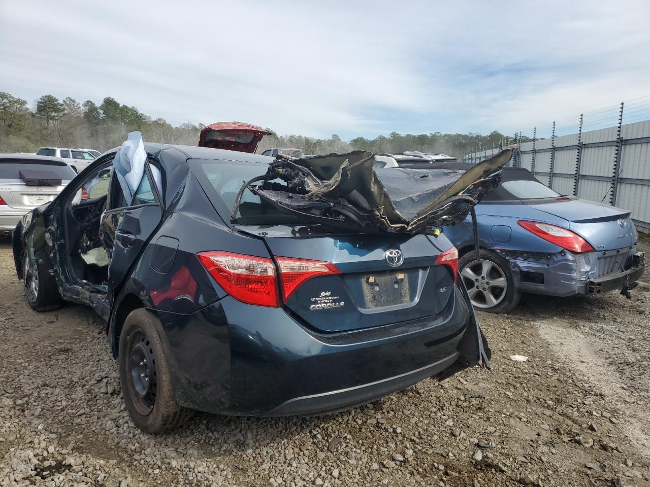 2018 TOYOTA COROLLA L - Image 2